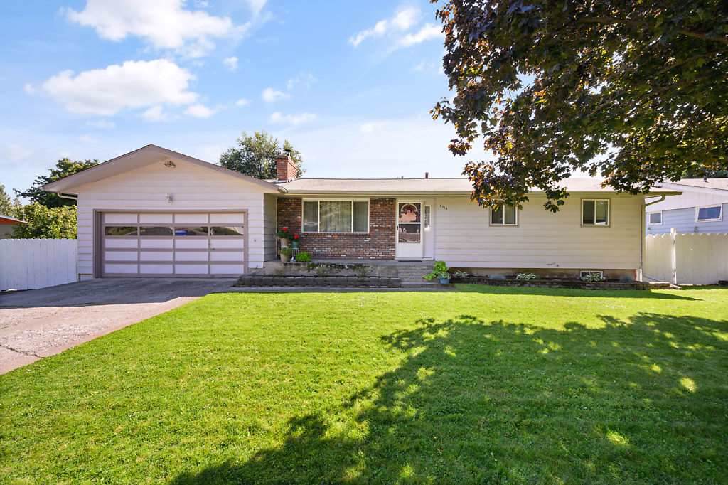 8214 Jefferson Dr - Photo 1
