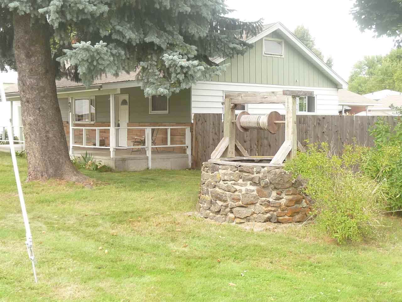 419 Barker Rd - Photo 1