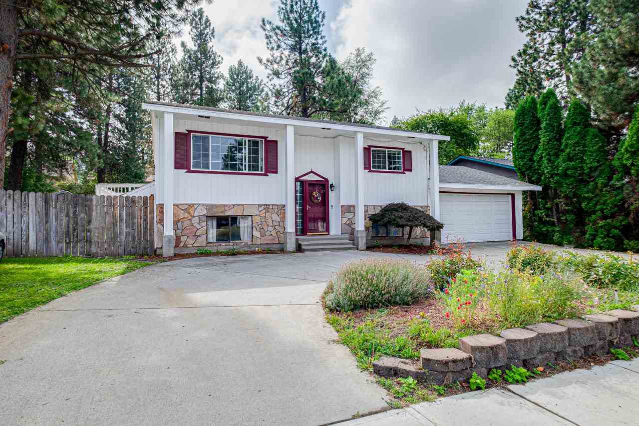 4232 37th Ave - Photo 1