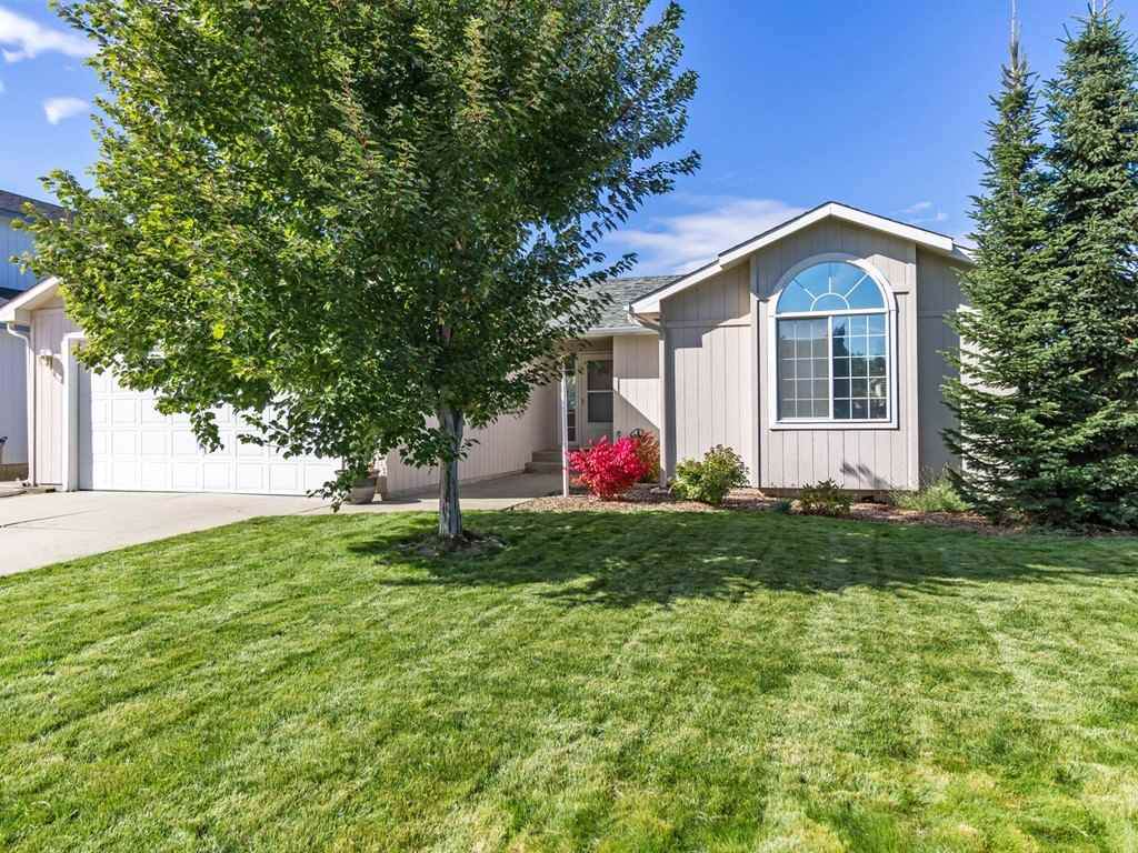 1013 Lindsay St - Photo 1