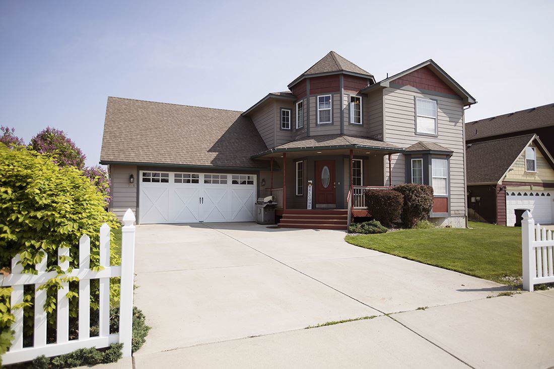 709 Golden Hills Dr - Photo 1