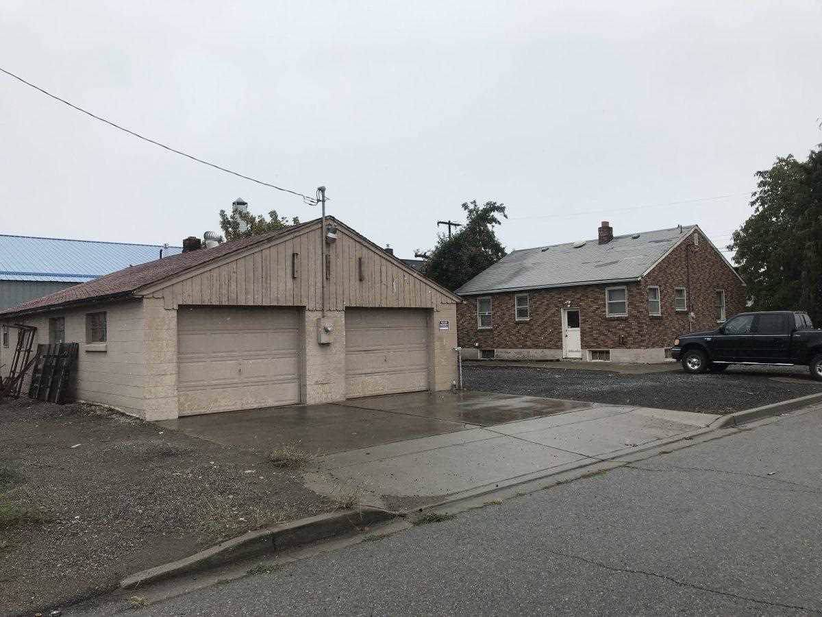 3628 Ferry Ave - Photo 1