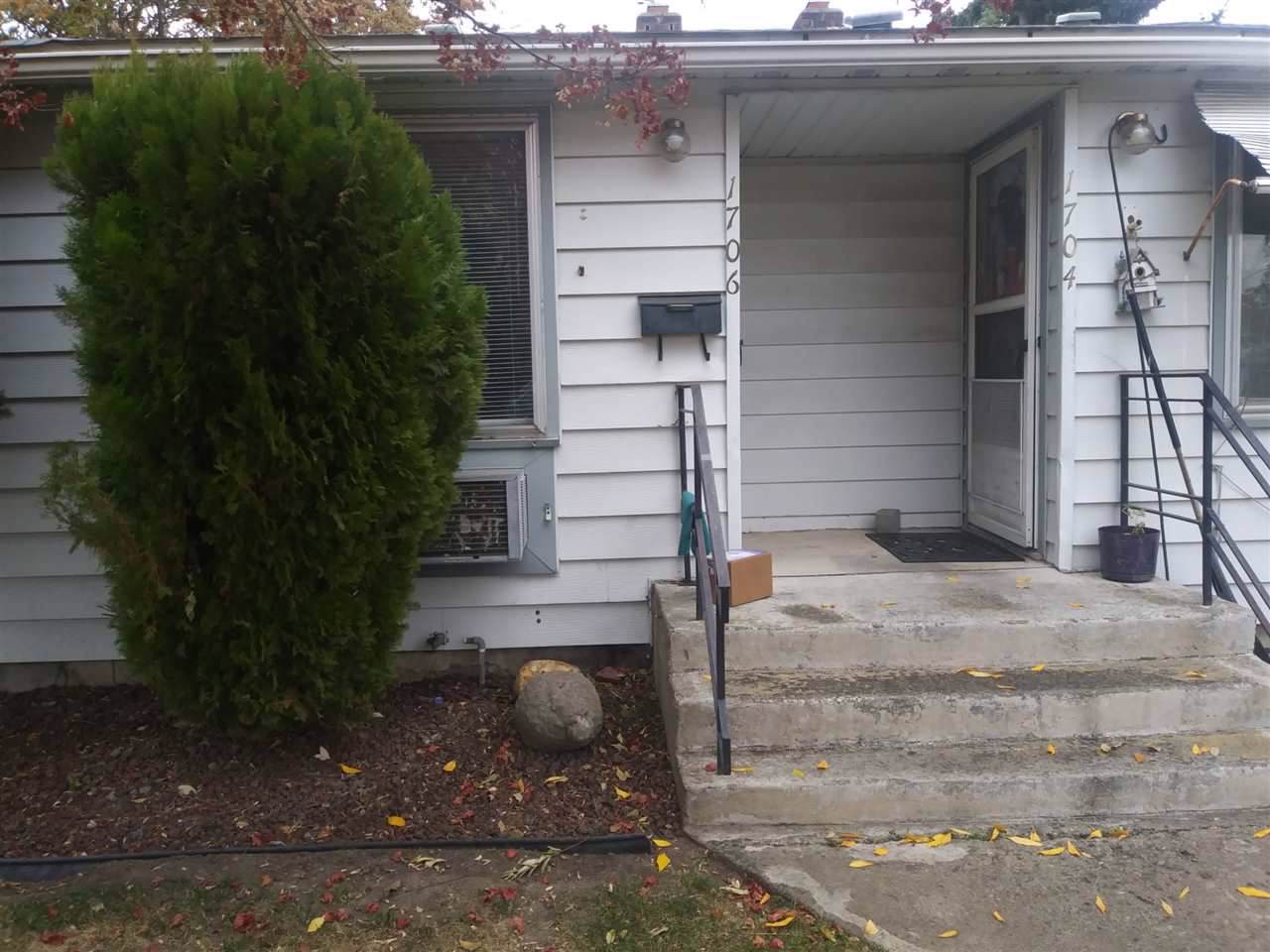 1704 Stone St - Photo 1