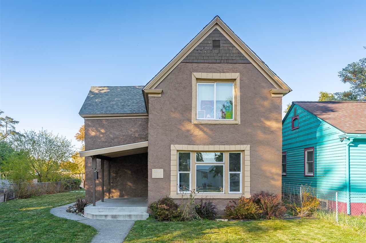 2213 4th Ave - Photo 1