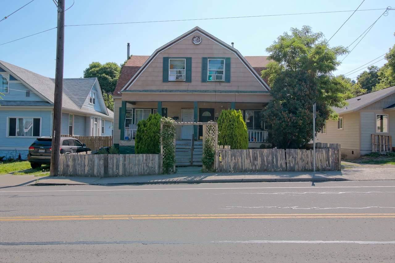 721 Sherman St - Photo 1