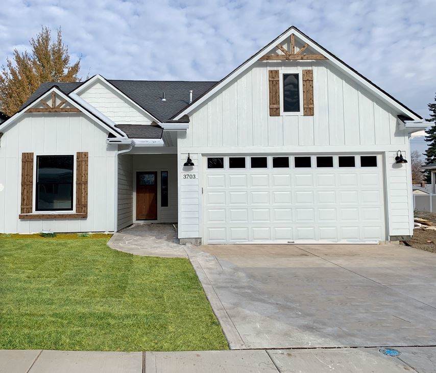3703 25th Ave - Photo 1