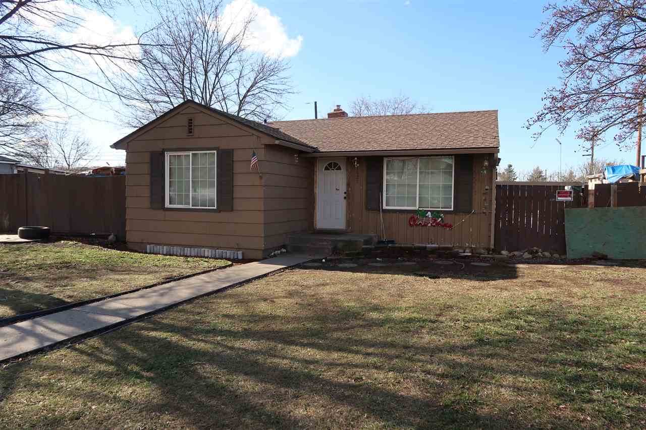 1521 Lily Rd - Photo 1