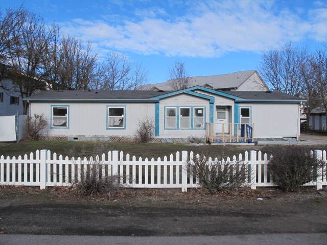 15809 4th Ave - Photo 1