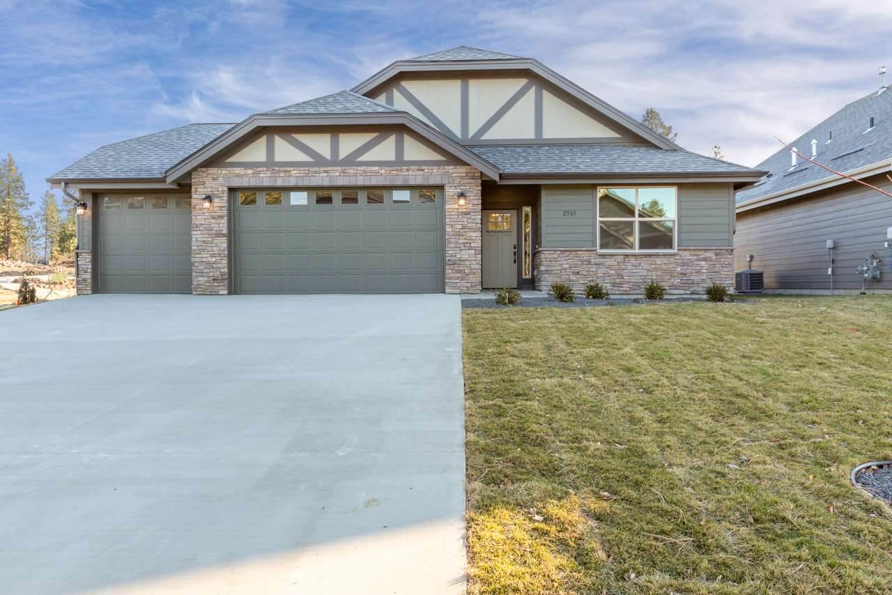 2505 Grapetree Dr - Photo 1