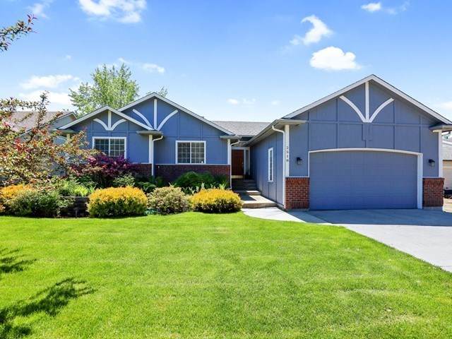 2518 42nd Ave - Photo 1