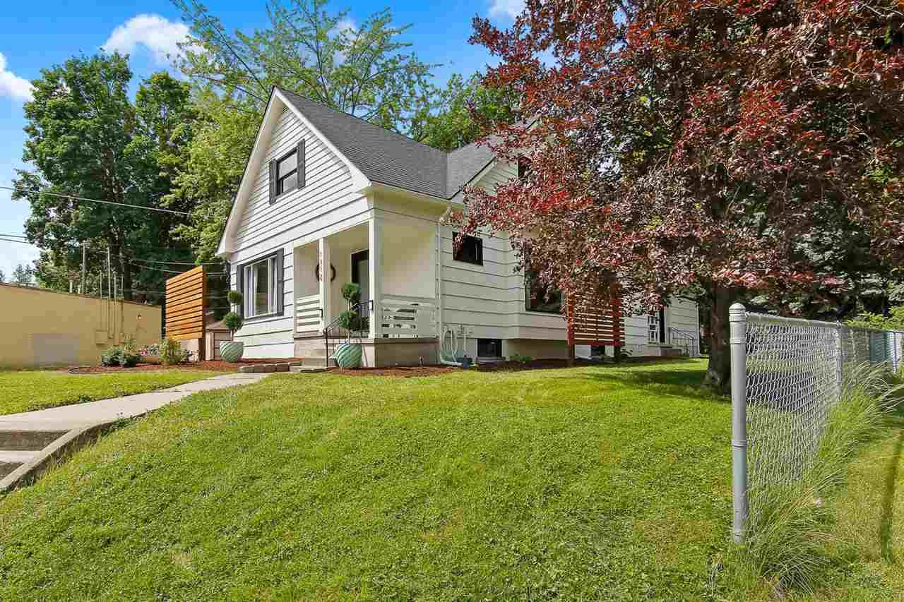 1312 Southeast Blvd - Photo 1