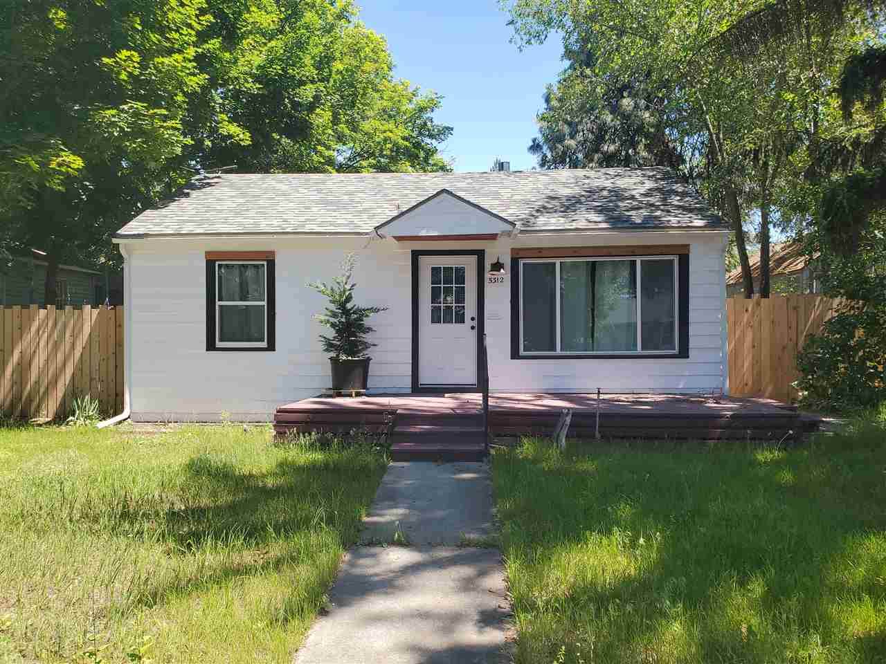 5312 Ash St - Photo 1