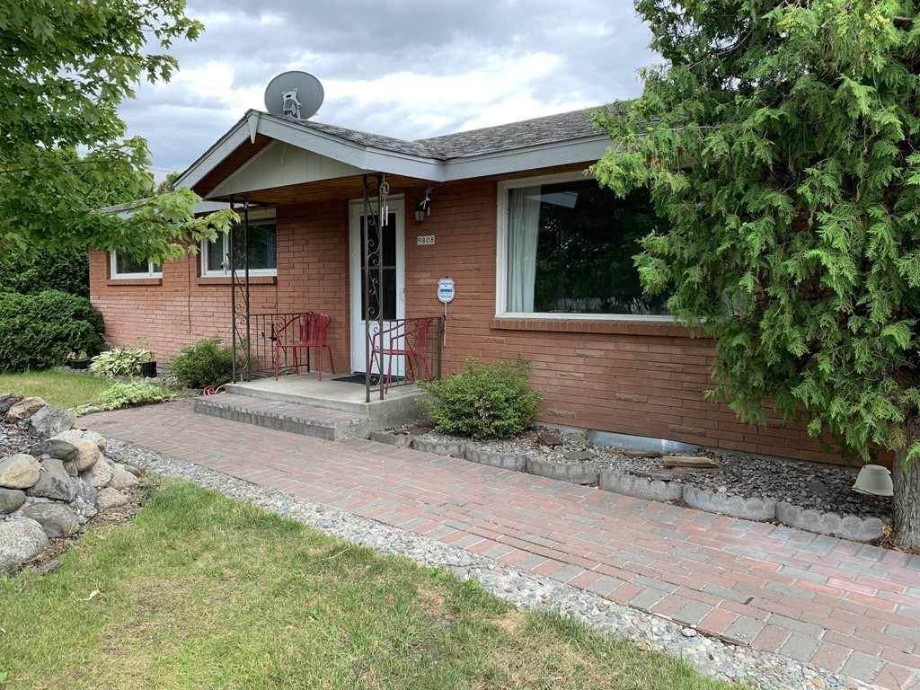 9808 Shannon Ave - Photo 1