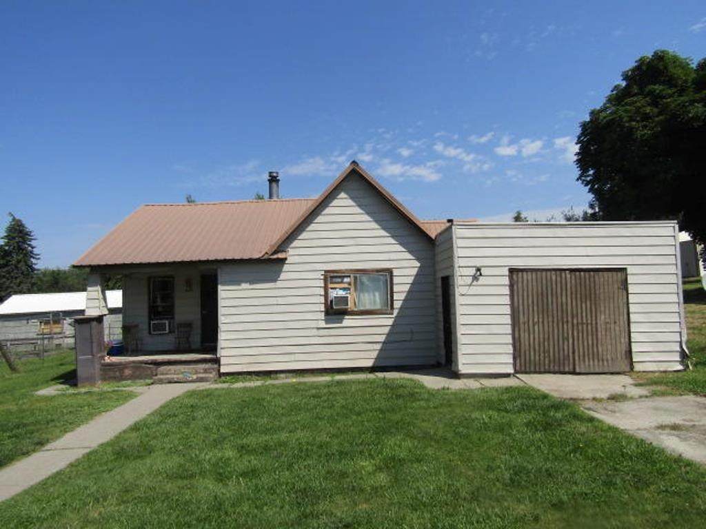 625 Astor Ave - Photo 1