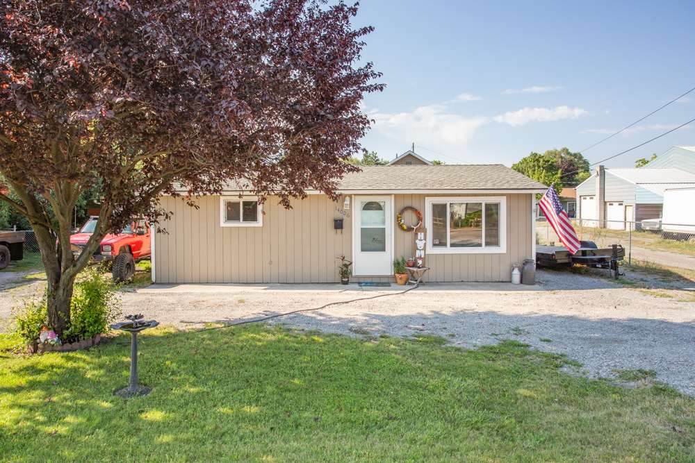 14006 Broadway Ave - Photo 1