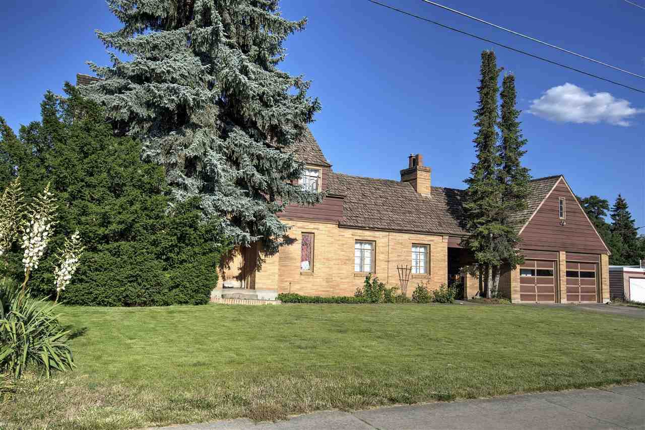 718 University Rd - Photo 1