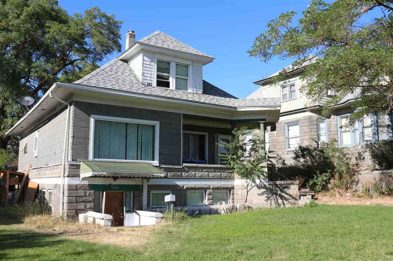 414 Mansfield Ave - Photo 1