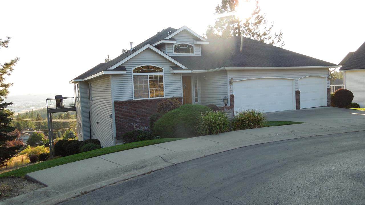 7818 Woodland Ln - Photo 1