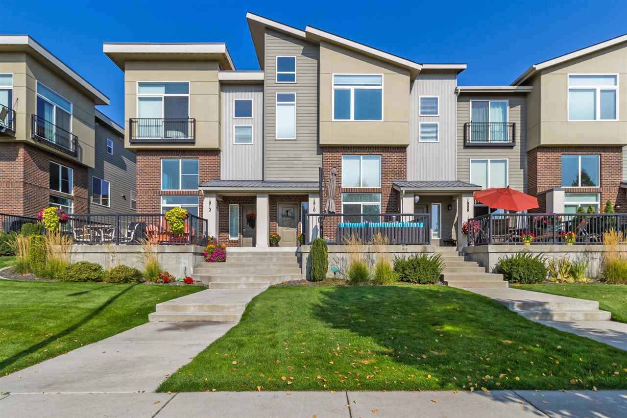 1810 Summit Pkwy - Photo 1