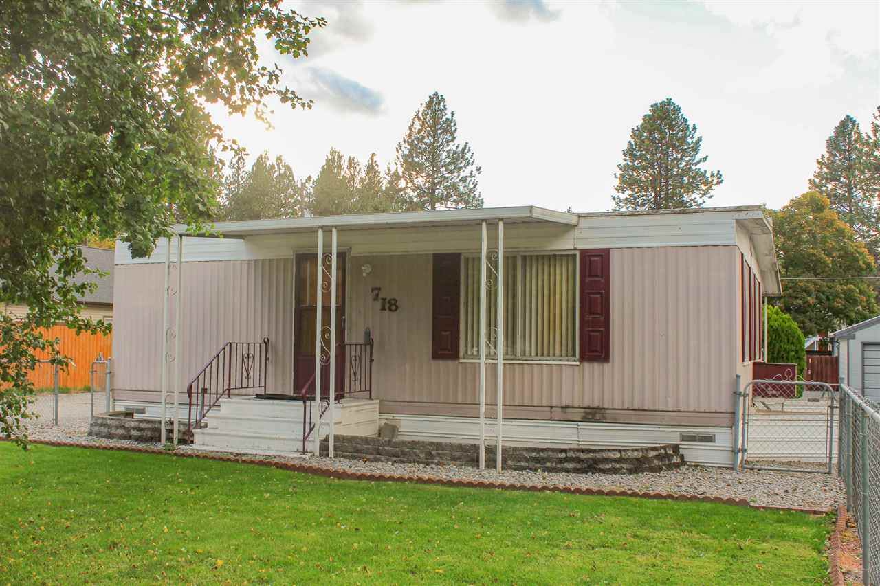 718 Farr Rd - Photo 1