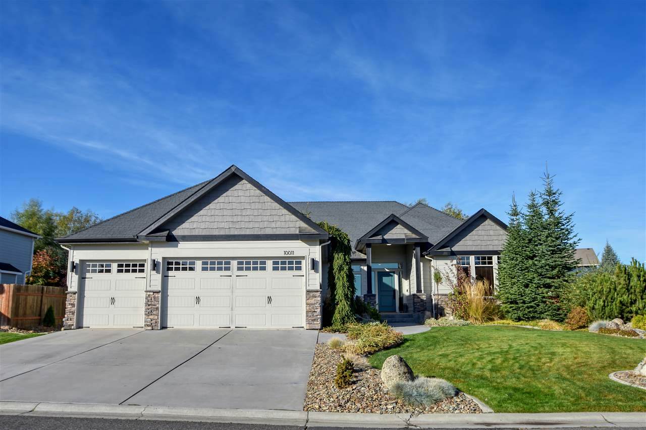 10011 Northview Ln - Photo 1