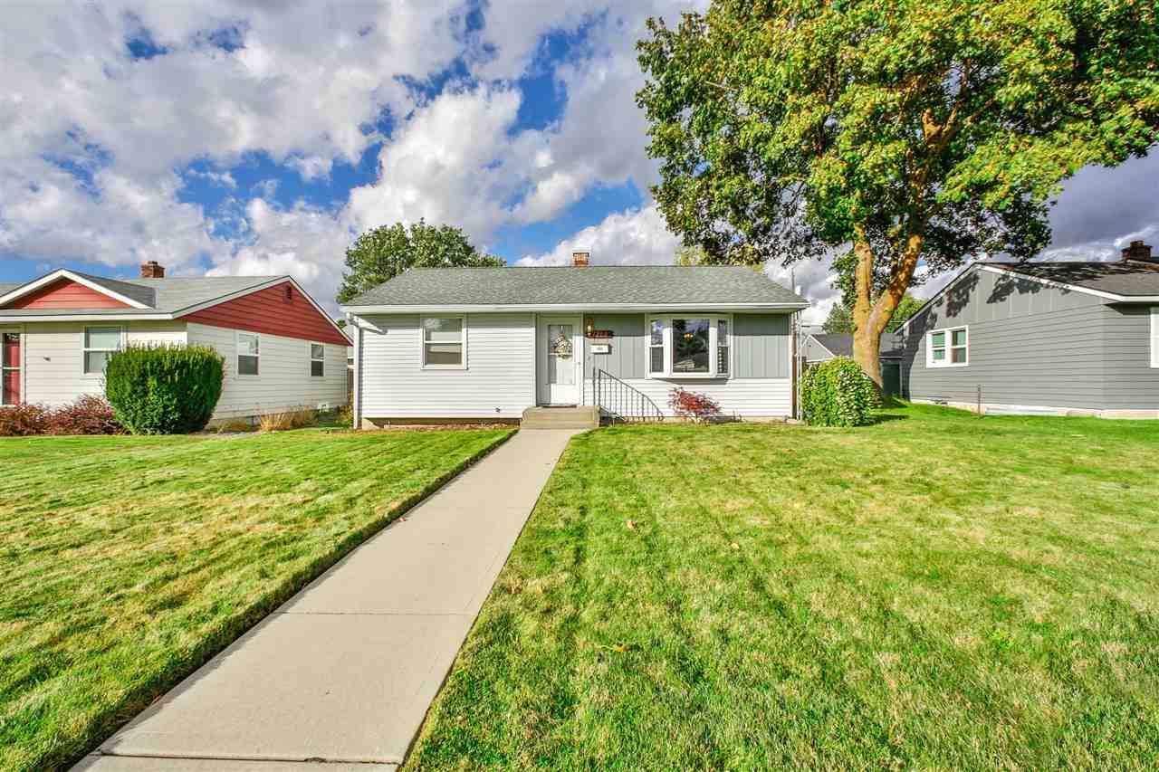 1209 E Nebraska Ave - Photo 1