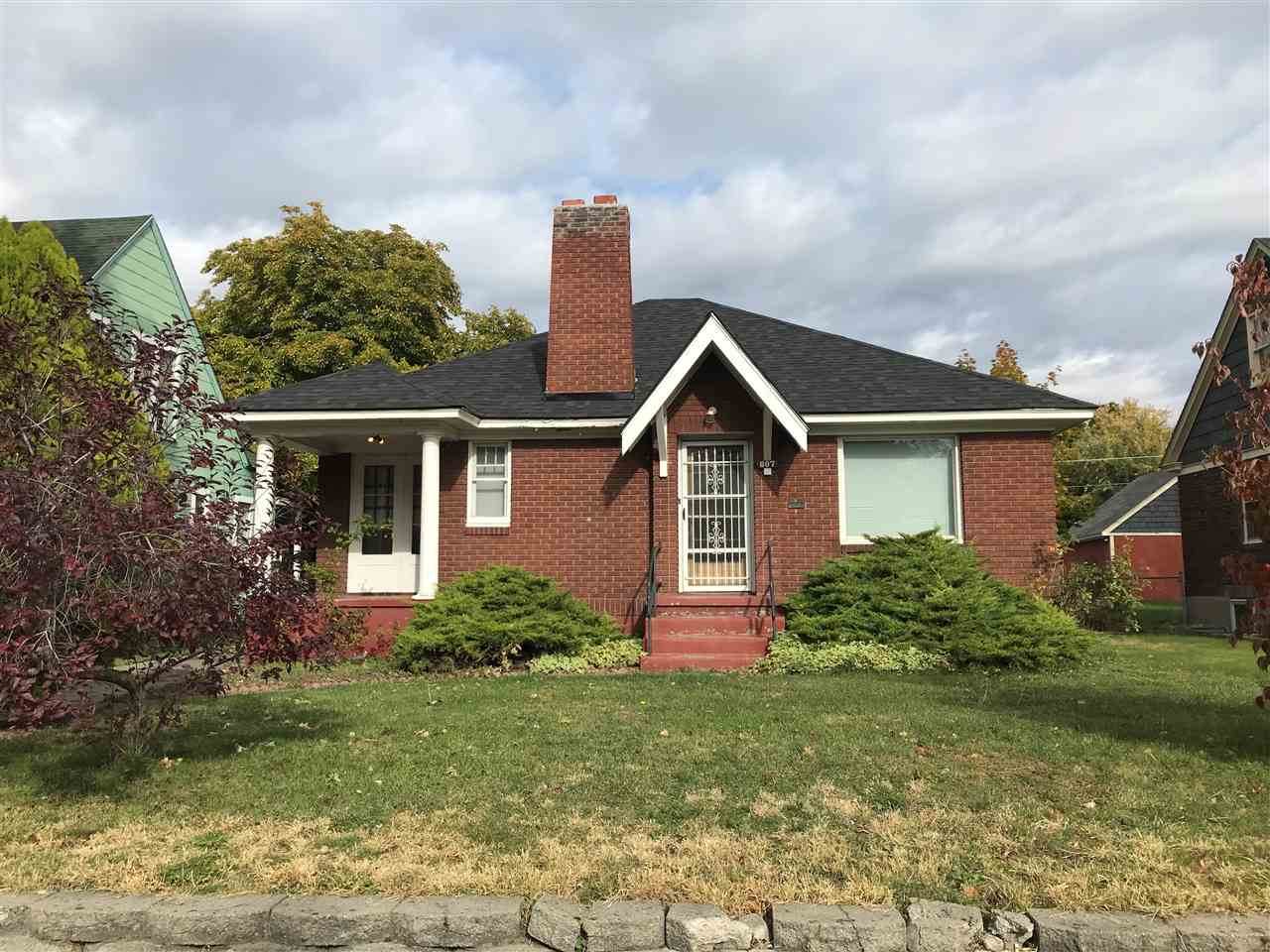 807 Indiana Ave - Photo 1
