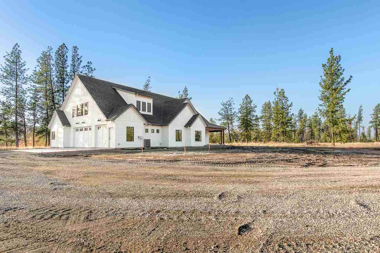 17207 Rolling Hills Ln - Photo 1