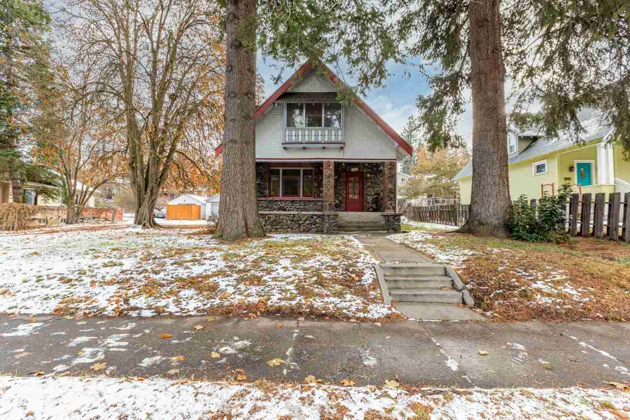 958 9TH Ave - Photo 1