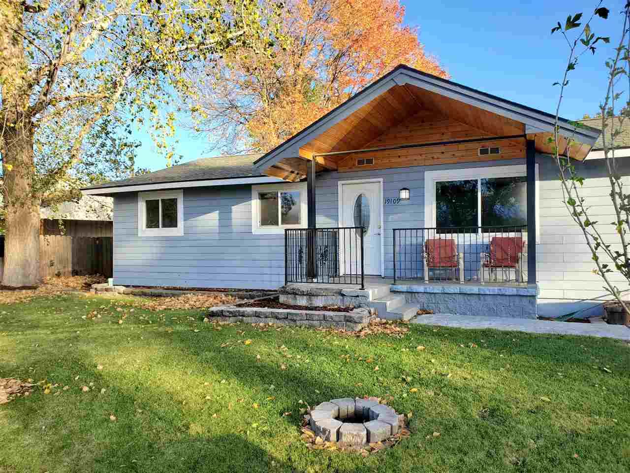 19109 Sprague Ave - Photo 1