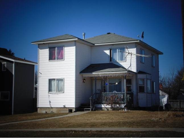 202 7th St - Photo 1