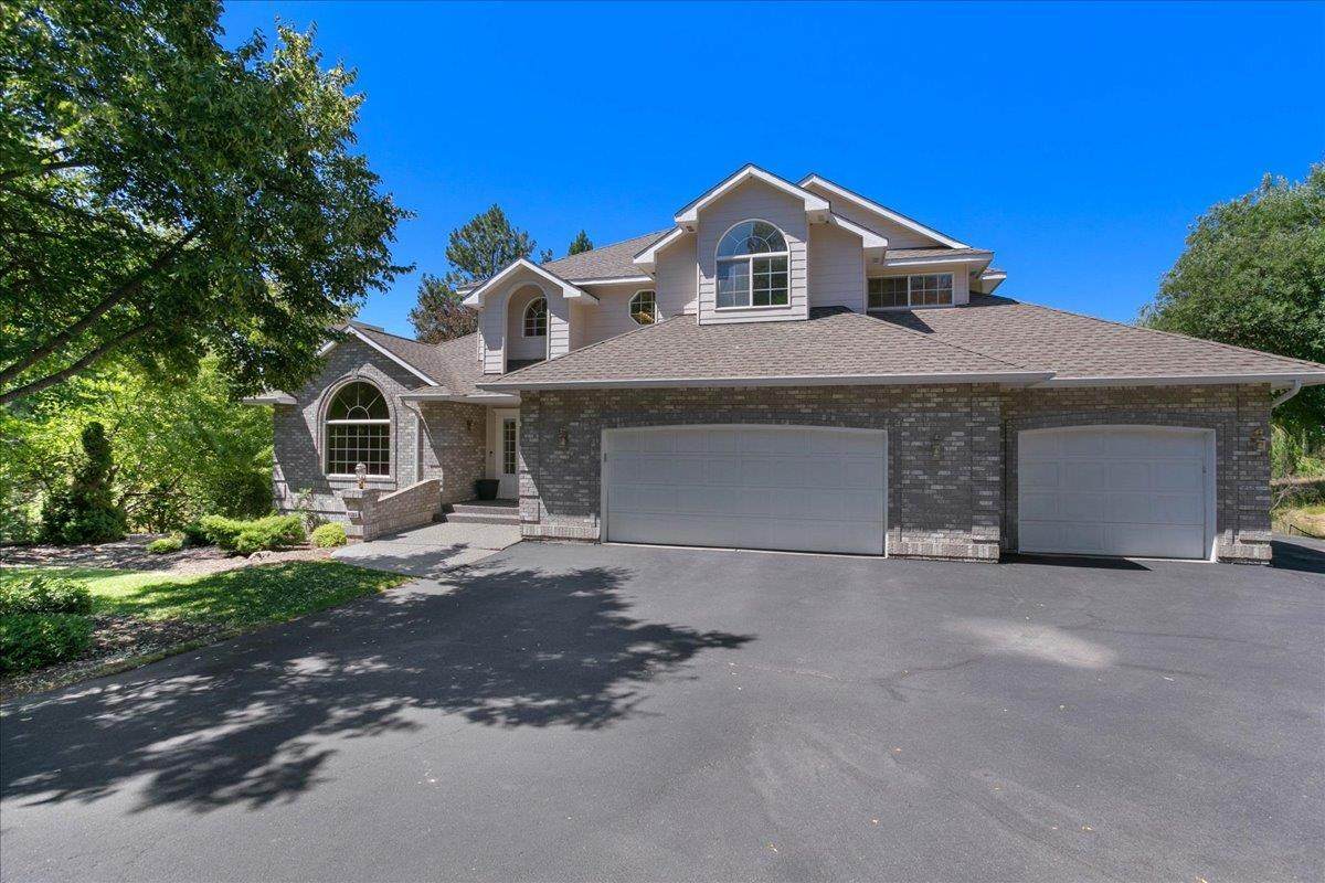 4606 Wildwood Ln - Photo 1