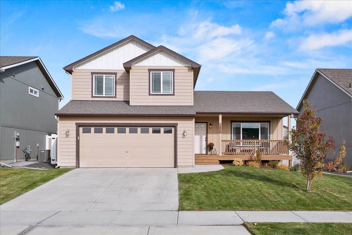 1810 Maxine Ave - Photo 1