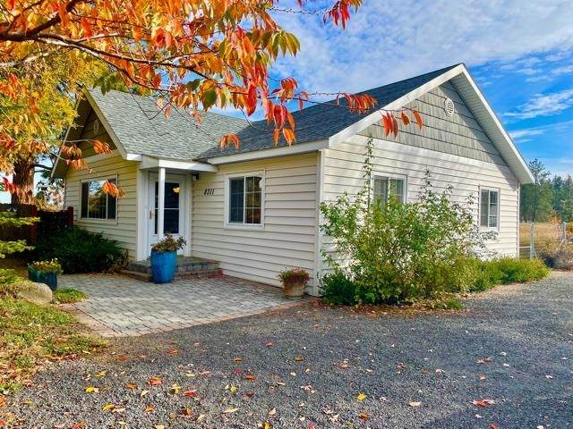 8311 Greenwood Rd - Photo 1