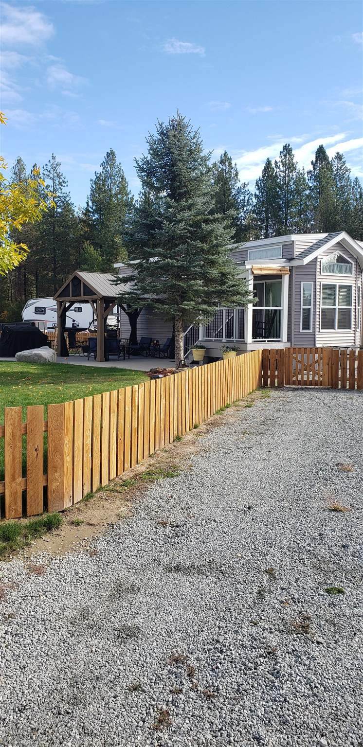 21 Guinevere Dr - Photo 1
