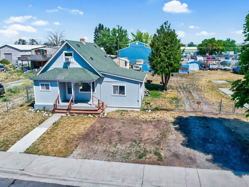 3901 E Princeton Ave - Photo 1