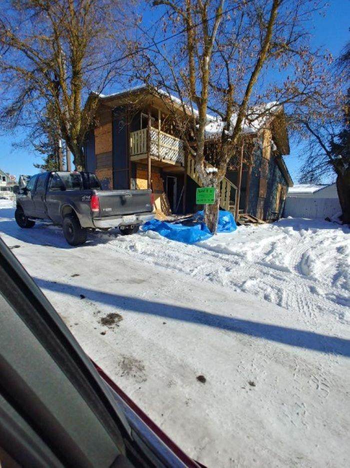 912 Chestnut St - Photo 1