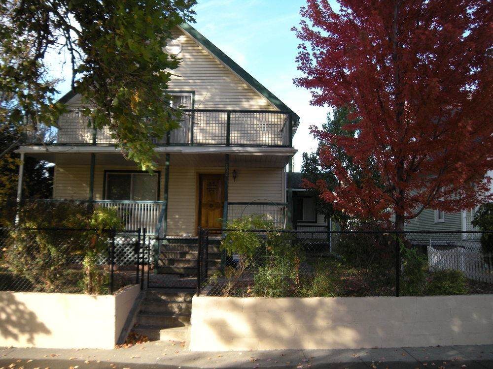 1808 Augusta Ave - Photo 1