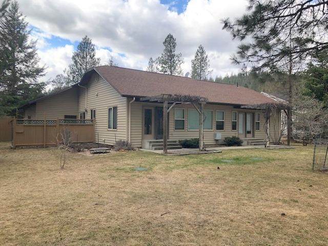 325 Hogans Way - Photo 1