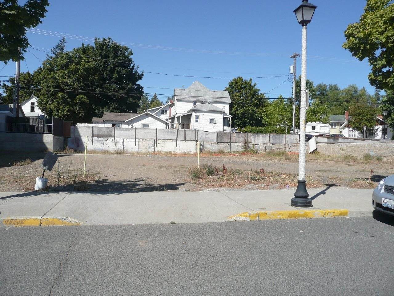 206 College Ave - Photo 1
