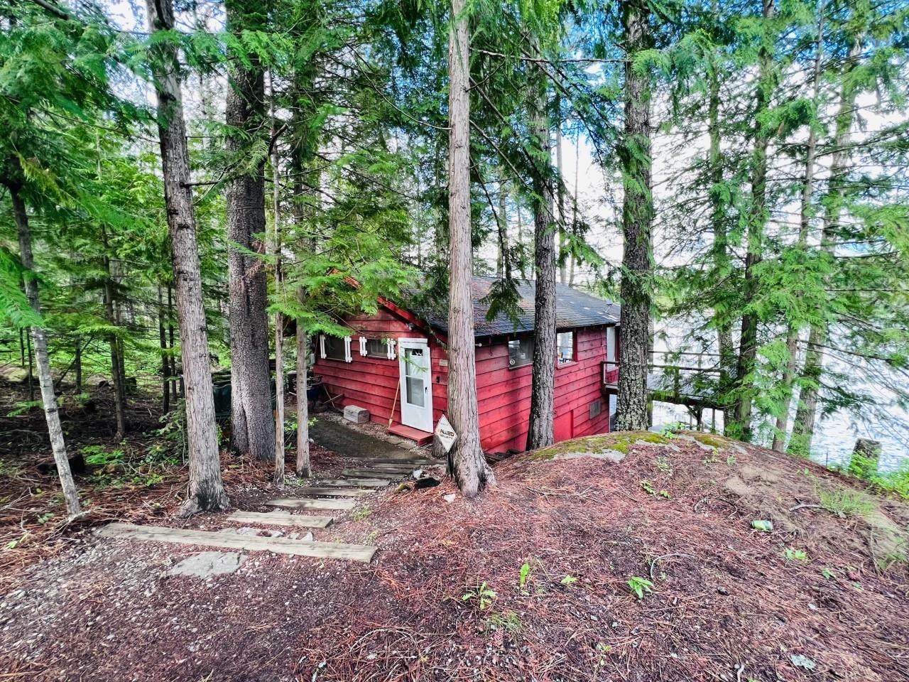 5131 Hwy 211 - Photo 1