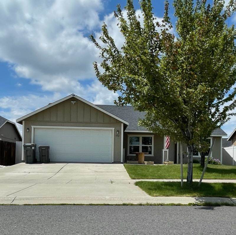 332 Campbell St - Photo 1