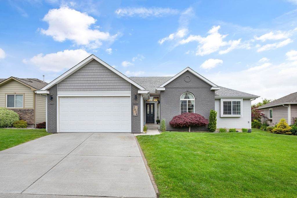 7804 Parway Ln - Photo 1
