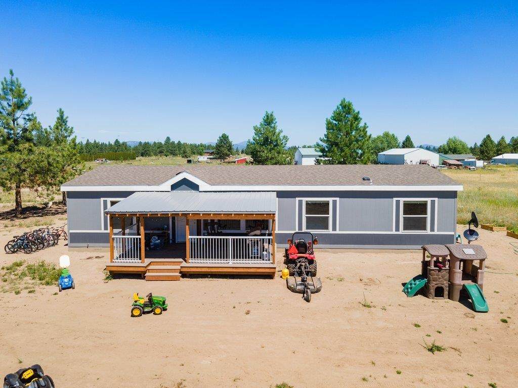 2827 Sandpiper Rd - Photo 1