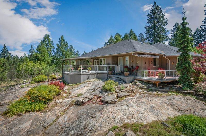1820 Valley View Ln - Photo 1