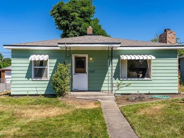 123 Rich Ave - Photo 1