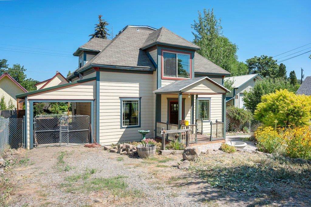 2511 Hartson Ave - Photo 1