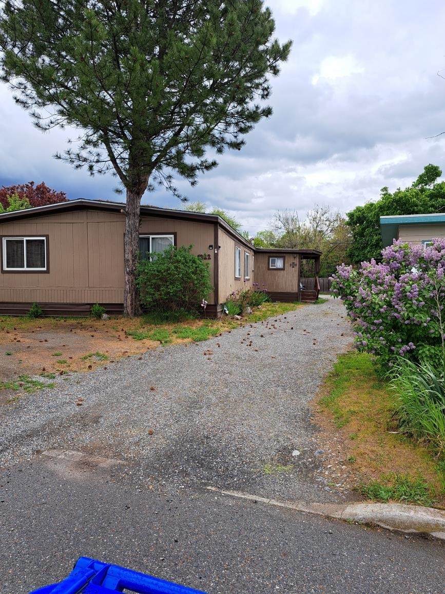 1322 Ella Rd - Photo 1