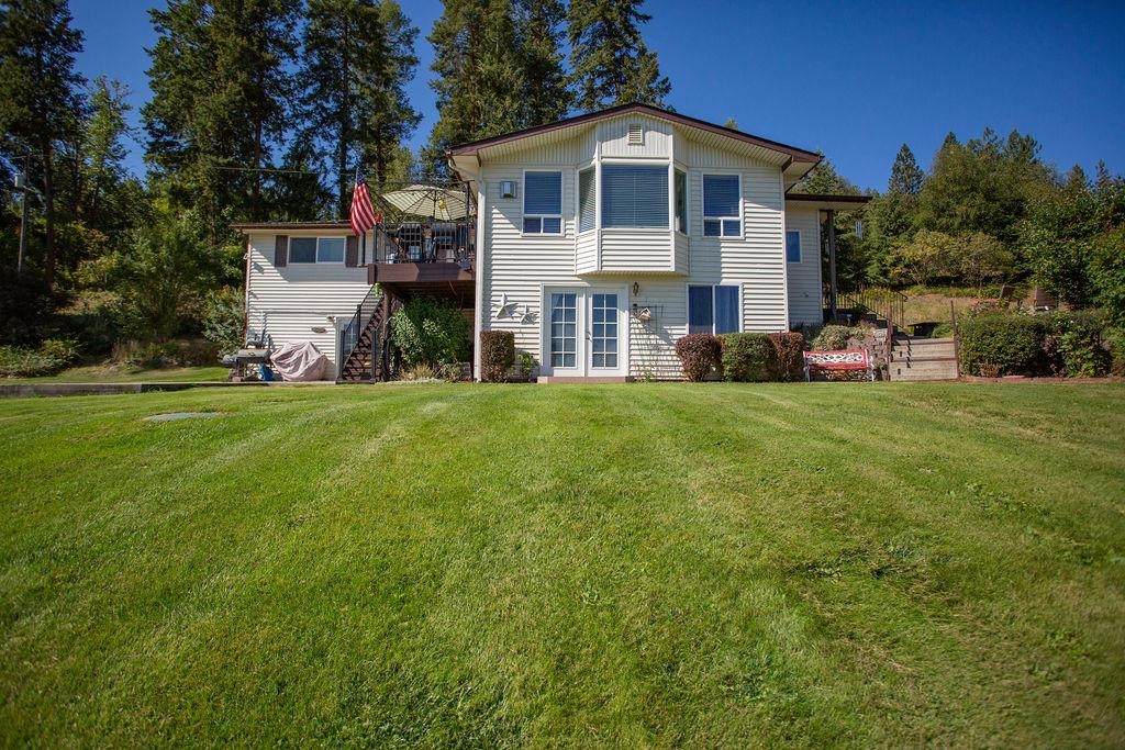 679 Townsend Sackman Rd - Photo 1