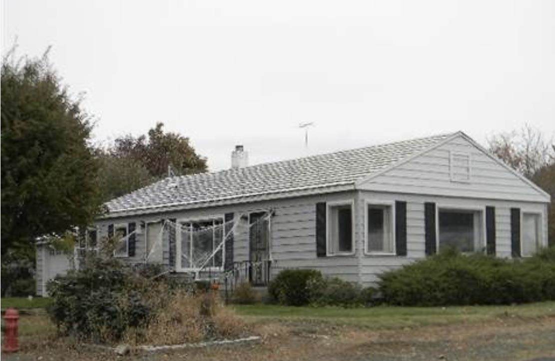 810 Regent Ave - Photo 1